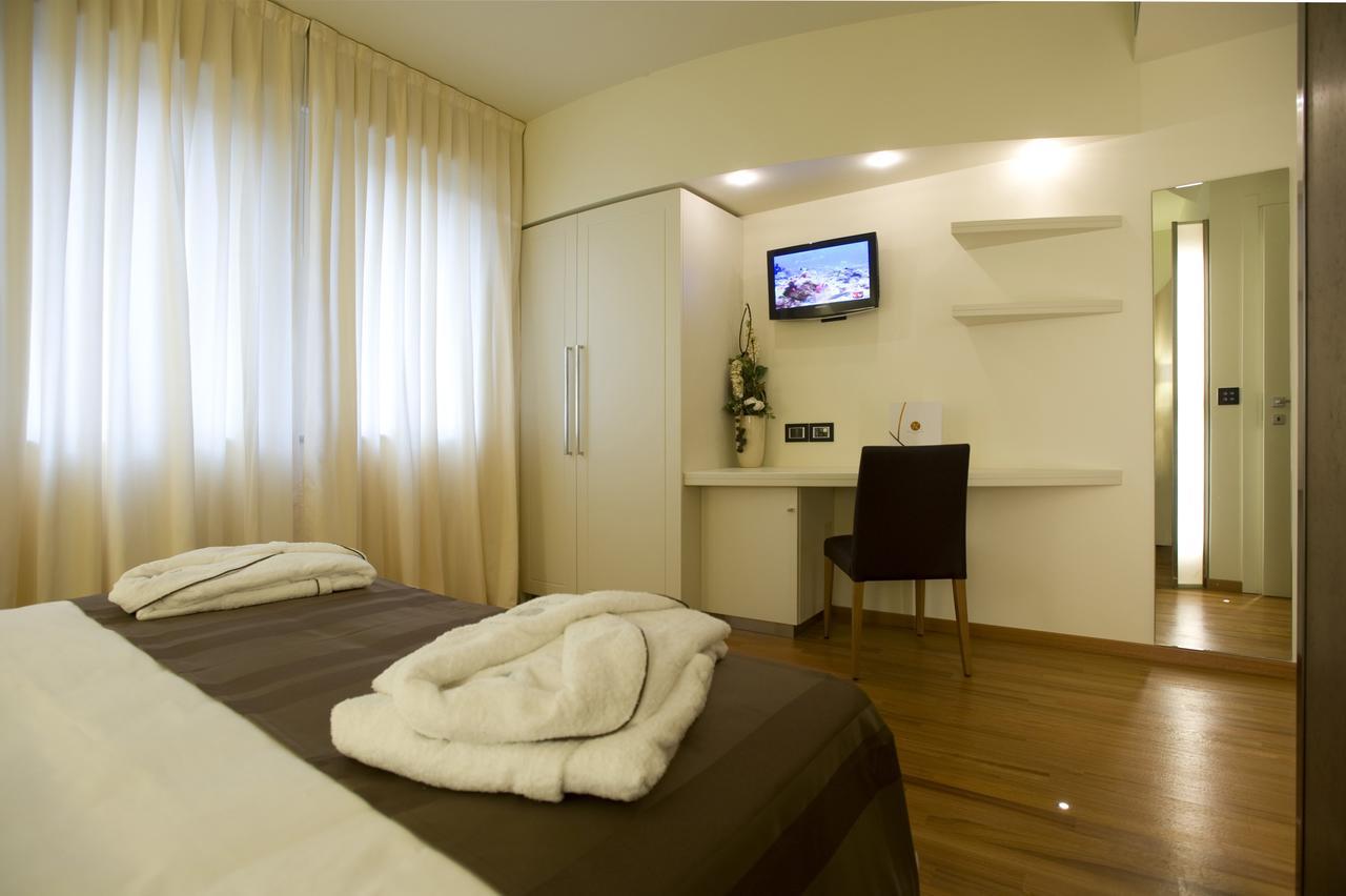 Hotel Napoleon Cherasco Kültér fotó