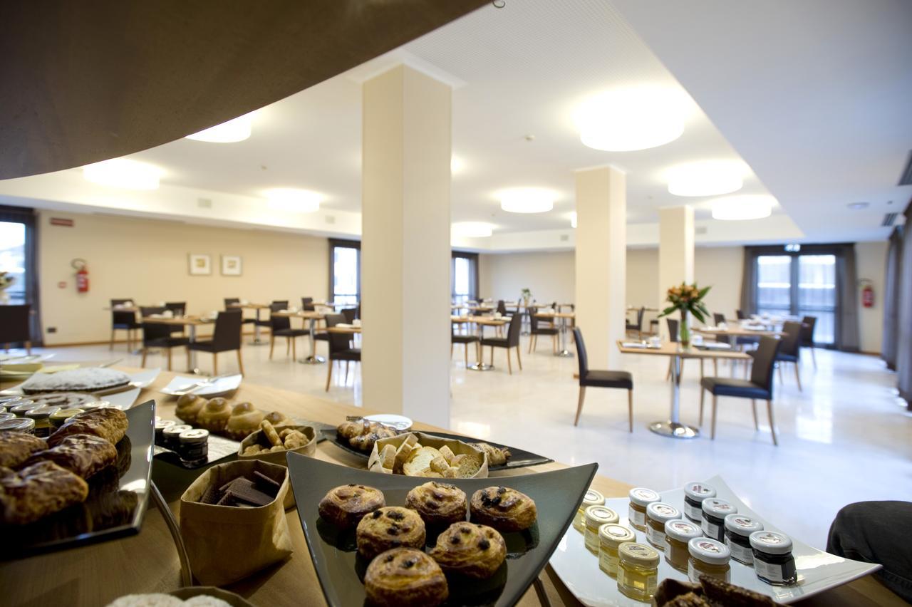 Hotel Napoleon Cherasco Kültér fotó